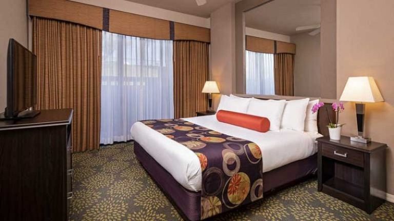 London Bridge Resort