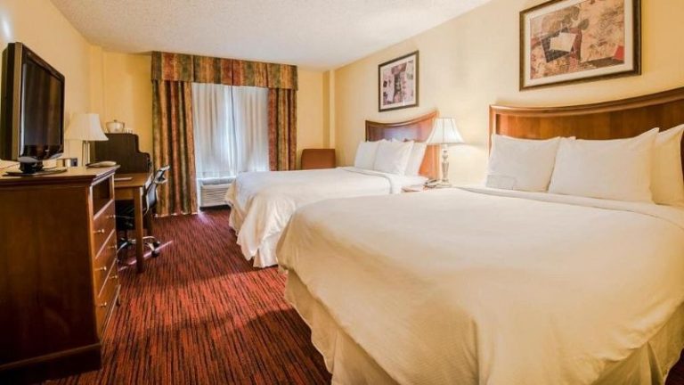 MCM Elegante Hotel and Suites – Dallas
