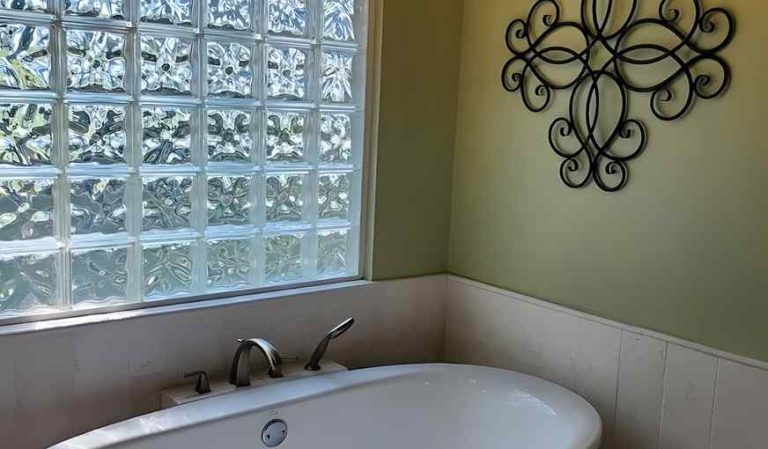 Maple Creek Bed and Breakfast