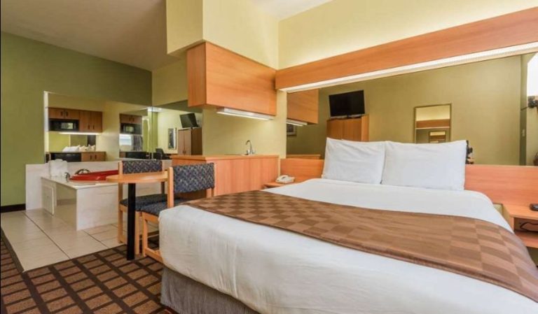Quality Inn & Suites Fort Worth North – Haltom City
