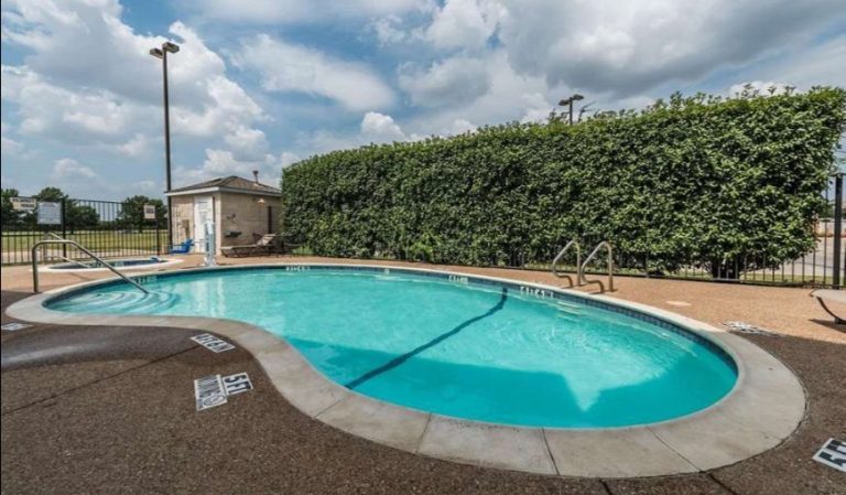 Quality Inn & Suites Fort Worth North – Haltom City