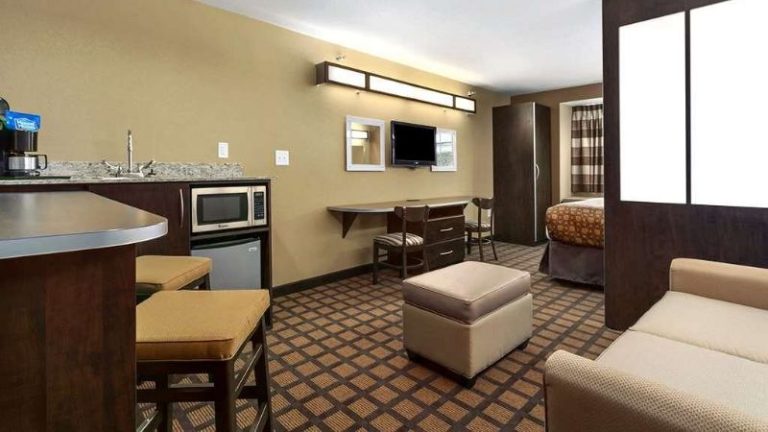 Microtel Inn & Suites by Wyndham Minot