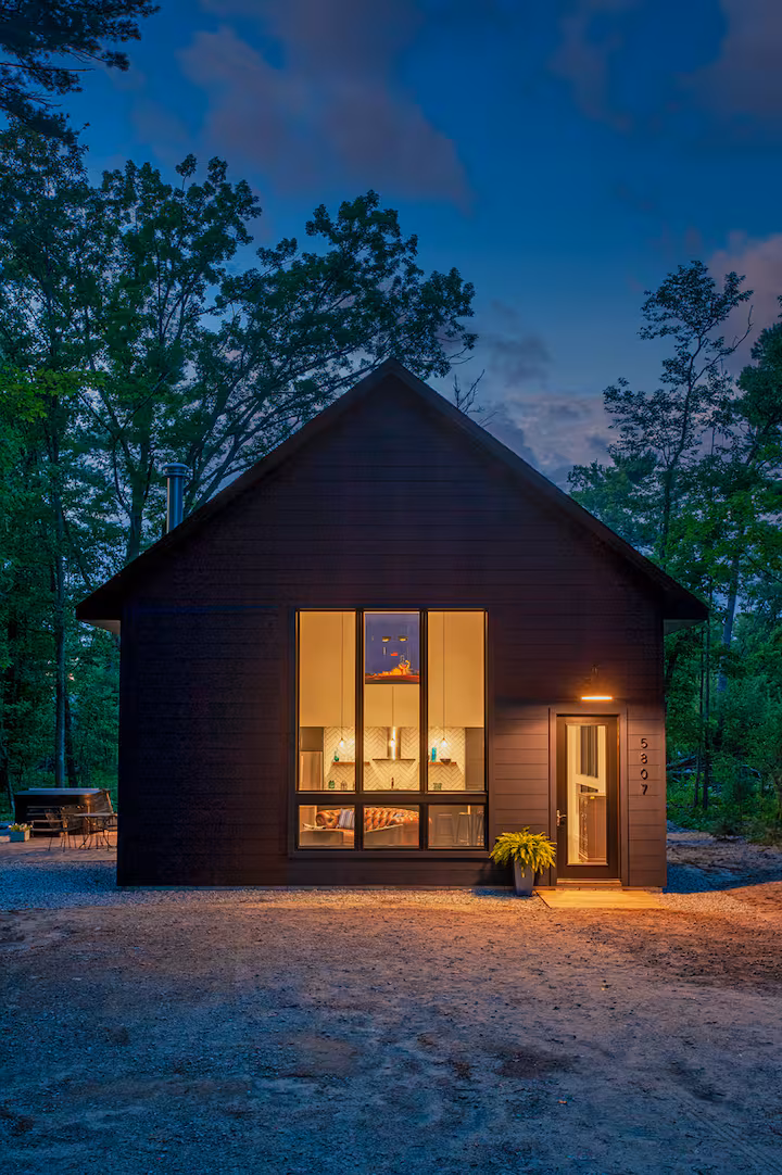 Modern Chalet Cabin, cabin with a private hot tub, photo 6