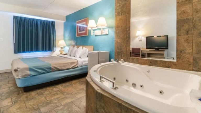 Motel 6 Detroit N.W. – Farmington Hills