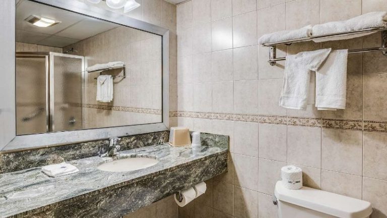 Motel 6-Levittown, PA – Bensalem