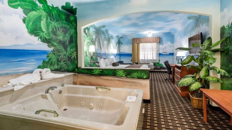 Motel 6 Tyler