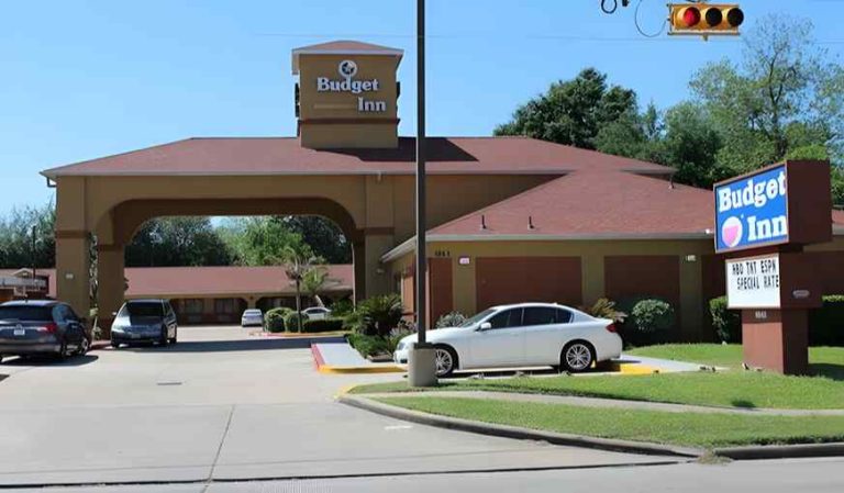 Budget Inn