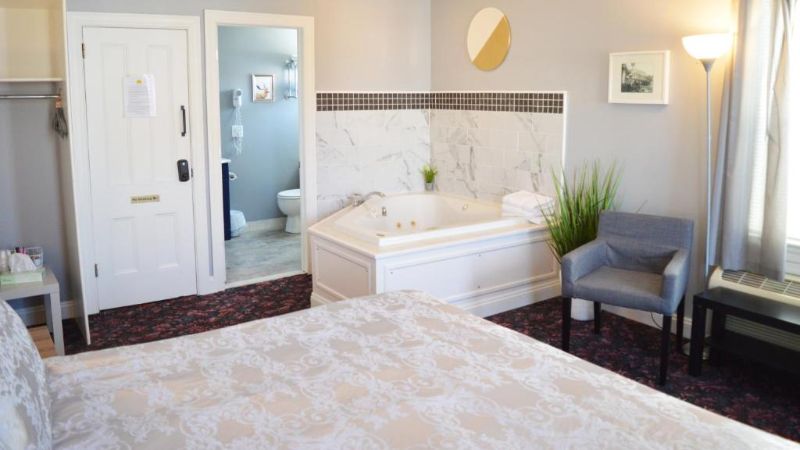 Mountain View Suites