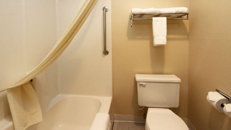 New Victorian Inn & Suites – Kearney
