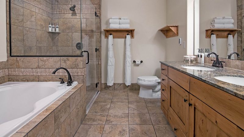 Newpark Resort, room with private jacuzzi, photo 4