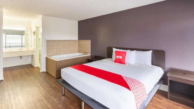OYO Hotel Baton Rouge – Mead Rd