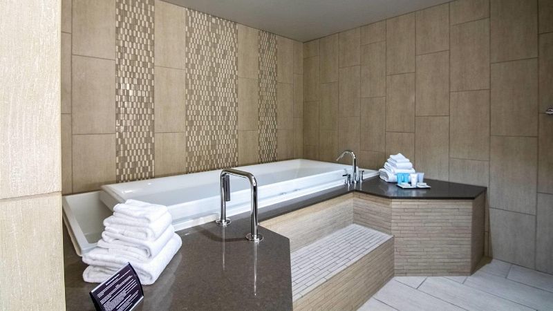 Oasis Hotel & Conv. Center, Ascend Hotel Collection