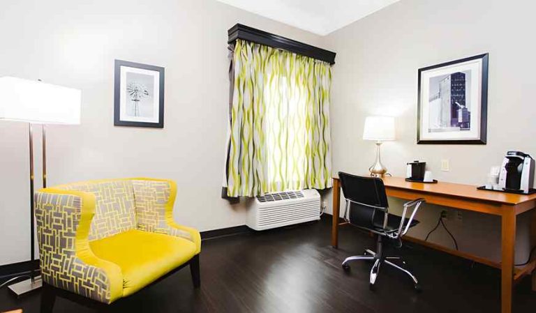 Palacio Royale Inn Signature Katy