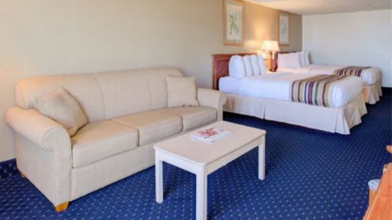 Paradise Plaza Inn