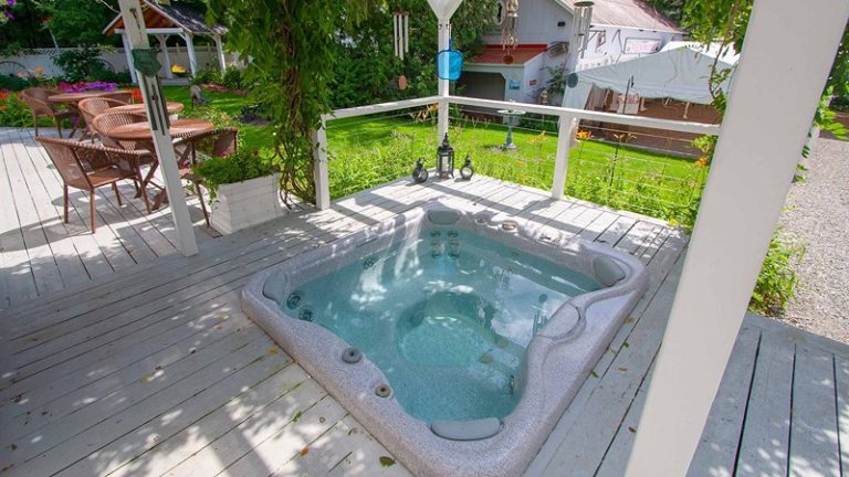 Phineas Swann Inn & Spa