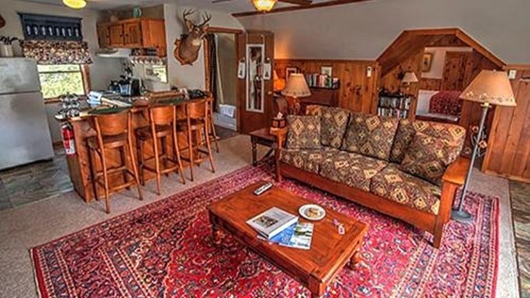 Phineas Swann Inn & Spa