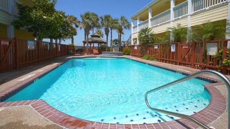 Plantation Suites & Conference Center