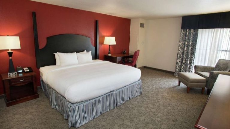 President Abraham Lincoln Springfield – a DoubleTree by Hilton Hotel