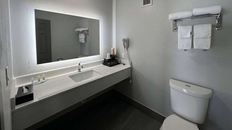 Quality Inn Kinder near Casino