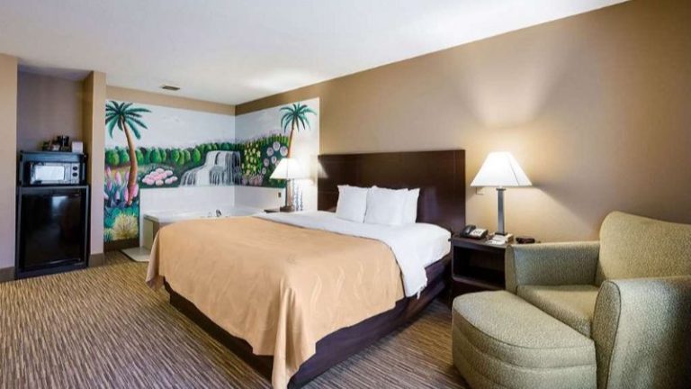 Quality Inn I-70 Near Kansas Speedway