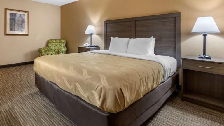 Quality Inn & Suites Hanes Mall