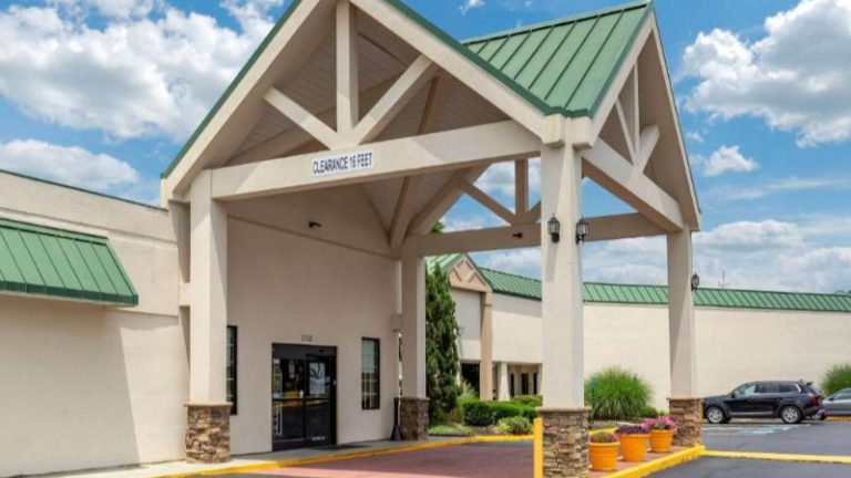 Quality Inn & Suites Hanes Mall