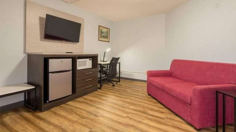 Econo Lodge Inn & Suites Durango