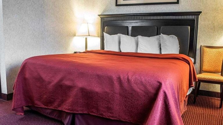 Quality Inn & Suites Gibsonia – Pittsburgh North