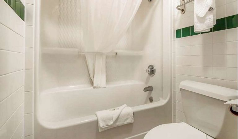 Quality Inn & Suites Owasso US-169