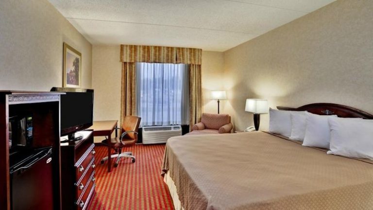 Quality Inn & Suites Somerset
