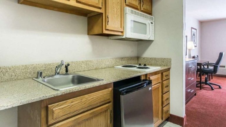 Quality Inn & Suites University/Airport