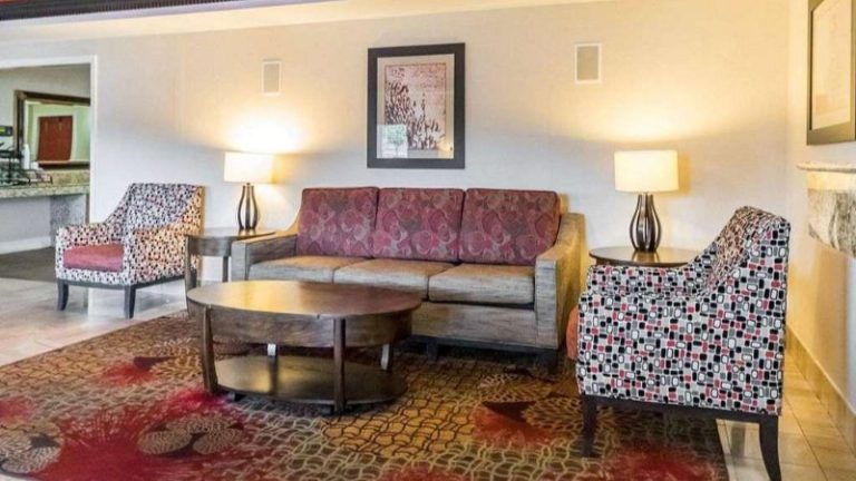 Quality Inn & Suites University/Airport