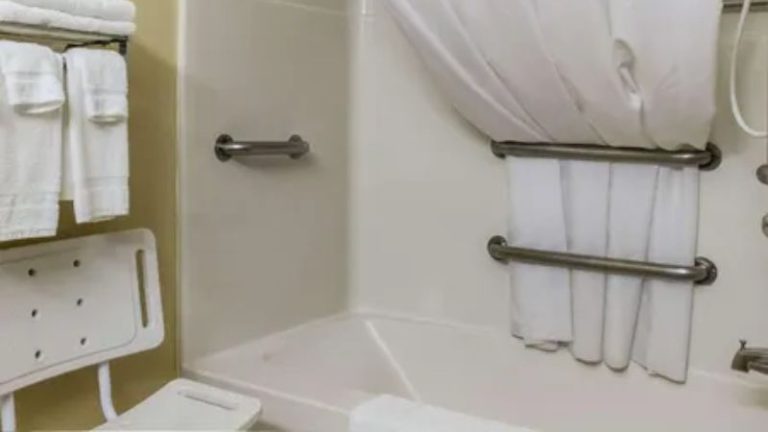 Quality Suites Near West Acres