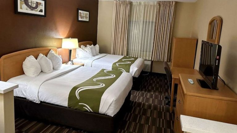 Quality Suites Near West Acres