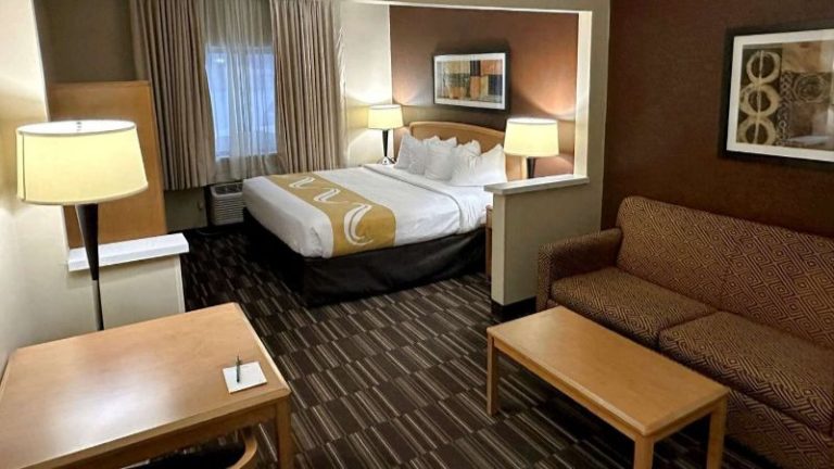 Quality Suites Near West Acres