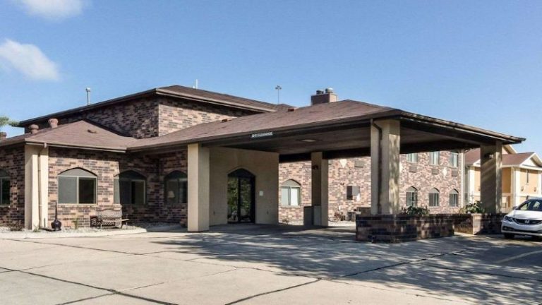 Quality Suites Near West Acres