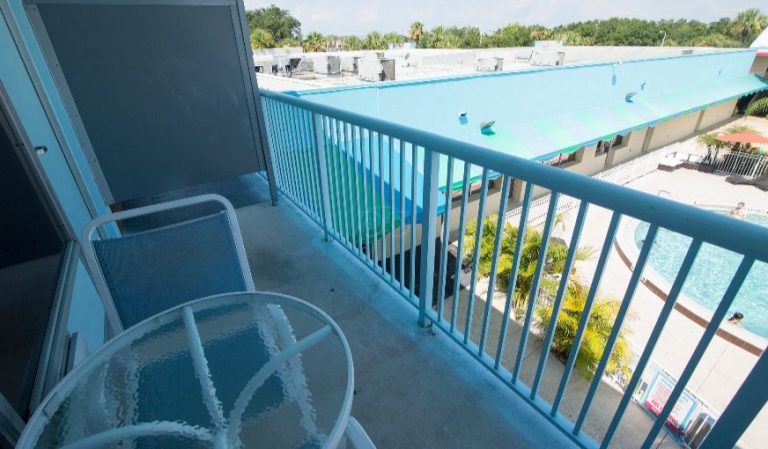 Ramada By Wyndham Hotel And Water Park