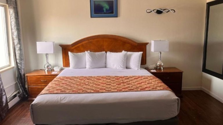 Ramada by Wyndham Anchorage