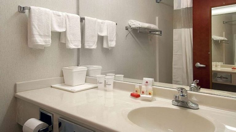 Ramada Limited Mount Sterling