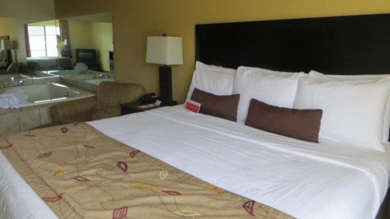 Ramada Wisconsin Dells