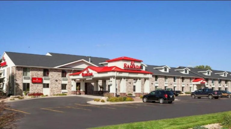 Ramada Wisconsin Dells