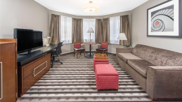 Ramada by Wyndham Springfield North