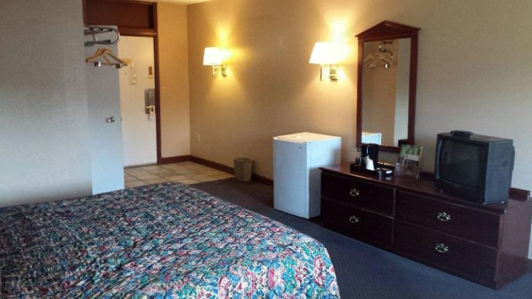 Red Carpet Inn Hot Springs