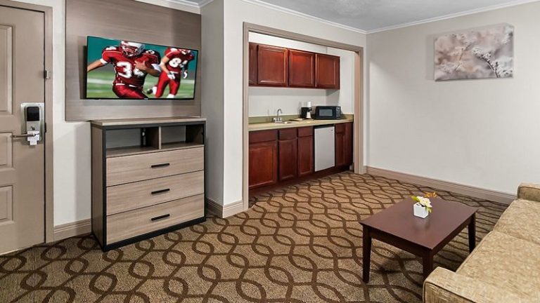 Red Roof Inn Lexington – Hamburg