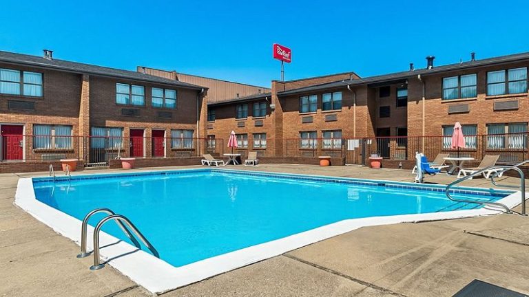 Red Roof Inn Lexington – Hamburg