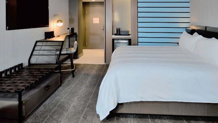 Renaissance Reno Downtown Hotel & Spa