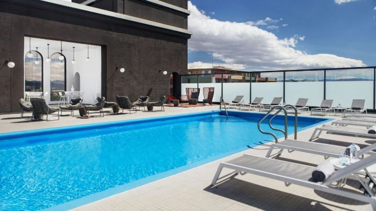 Renaissance Reno Downtown Hotel & Spa
