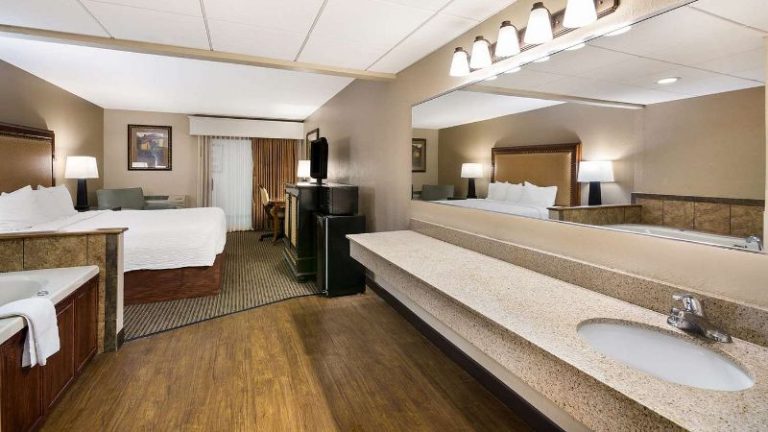 Revel Hotel Minot, SureStay Collection by Best Western