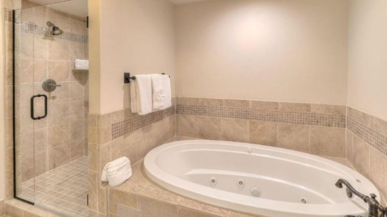 RiverStone Resort & Spa