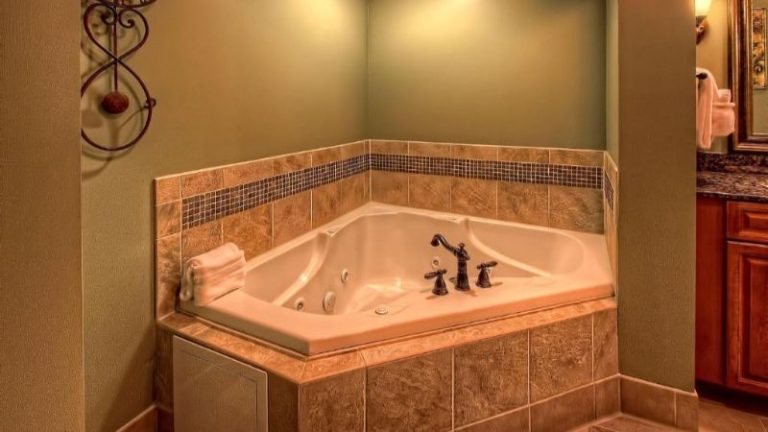 RiverStone Resort & Spa